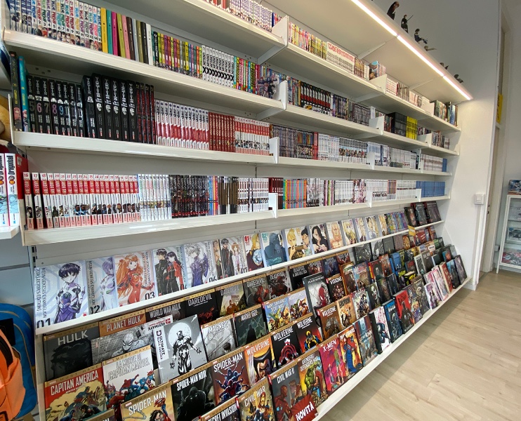 scaffalature-negozio-fumetti-arredo-svizzera